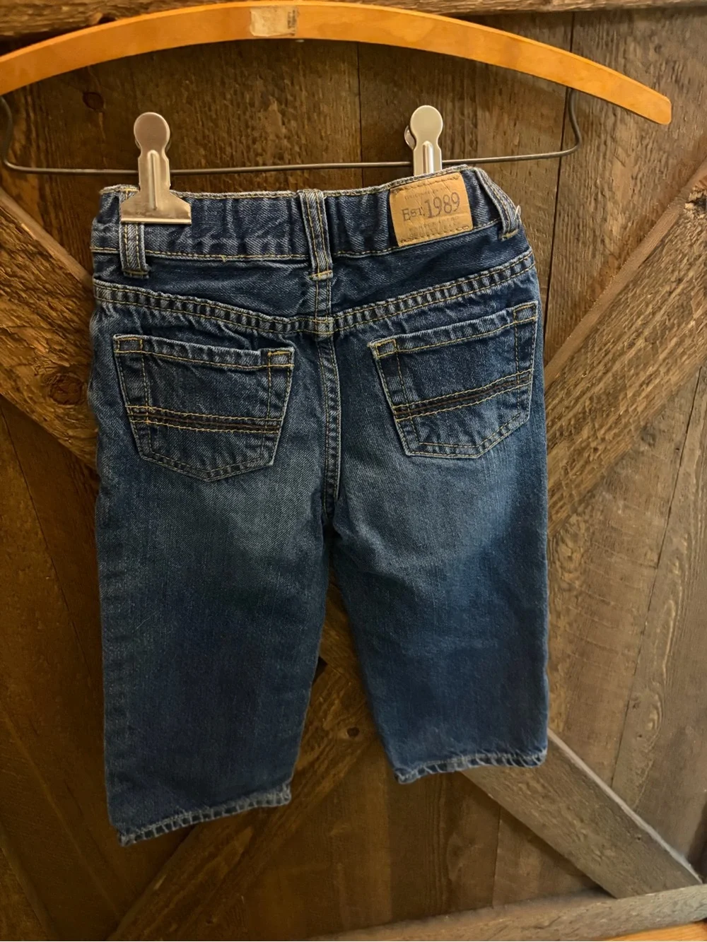 Children’s Place loose fit jeans - Picture 2 of 3